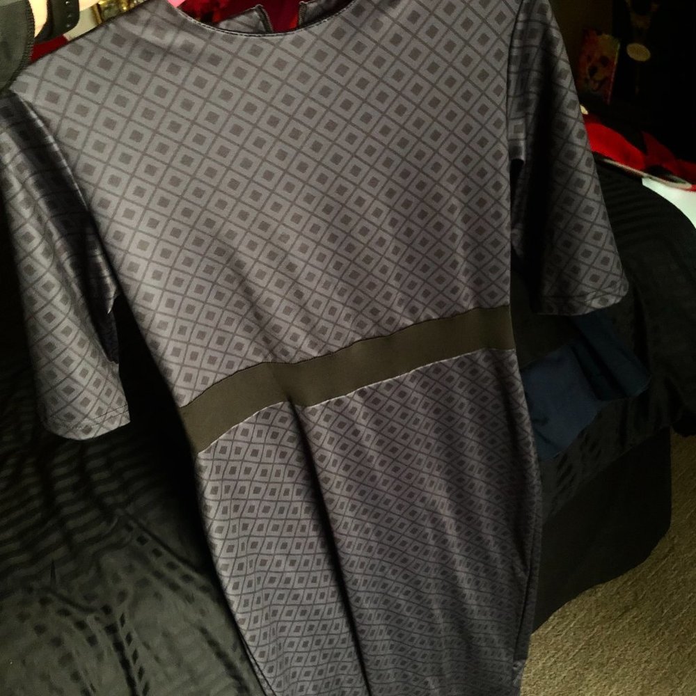 3/4 sleeve Galaxy grey get print sheath NWOT